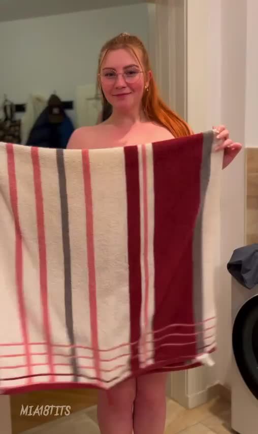 Where are the men who like big natural tits? : video clip
