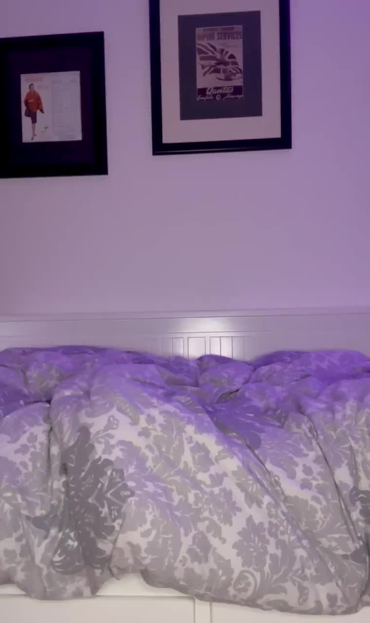 Your favourite fertile fuckdoll has landed : video clip
