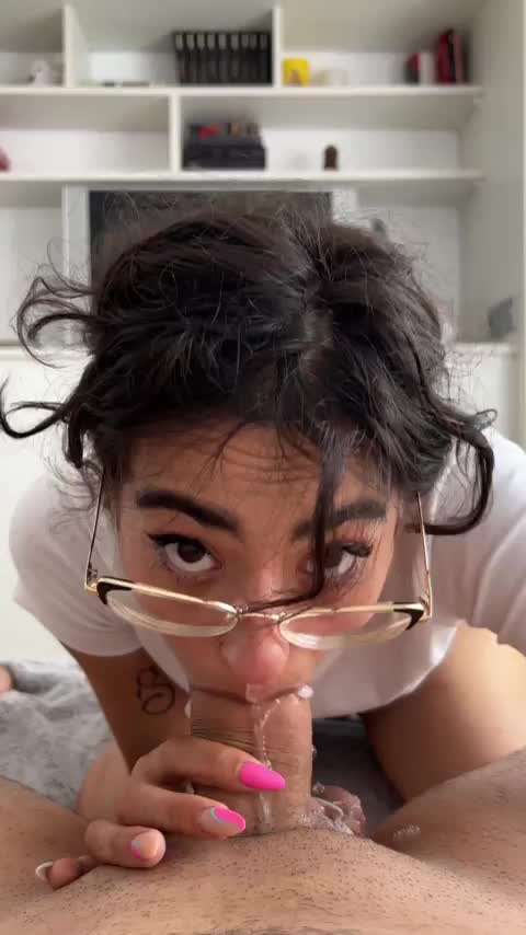 nothing better than feeling a big hot load in my mouth : video clip