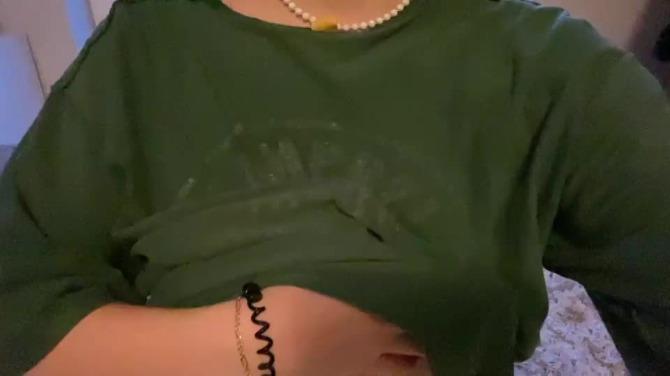 Am I able to arouse you with my 2005 sized tits? : video clip