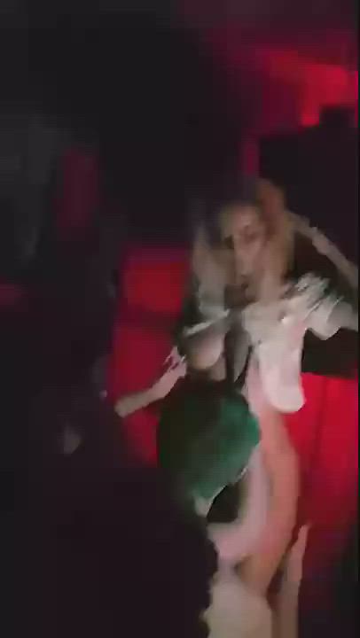 Dancer getting groped by audience : video clip