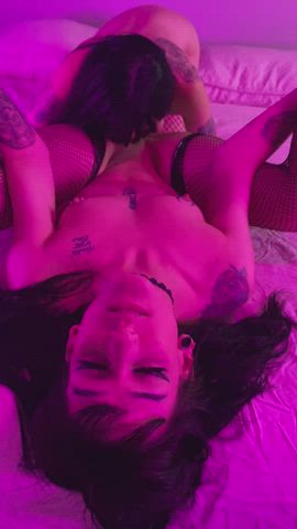 Just two goth girls having sex (OC) : video clip