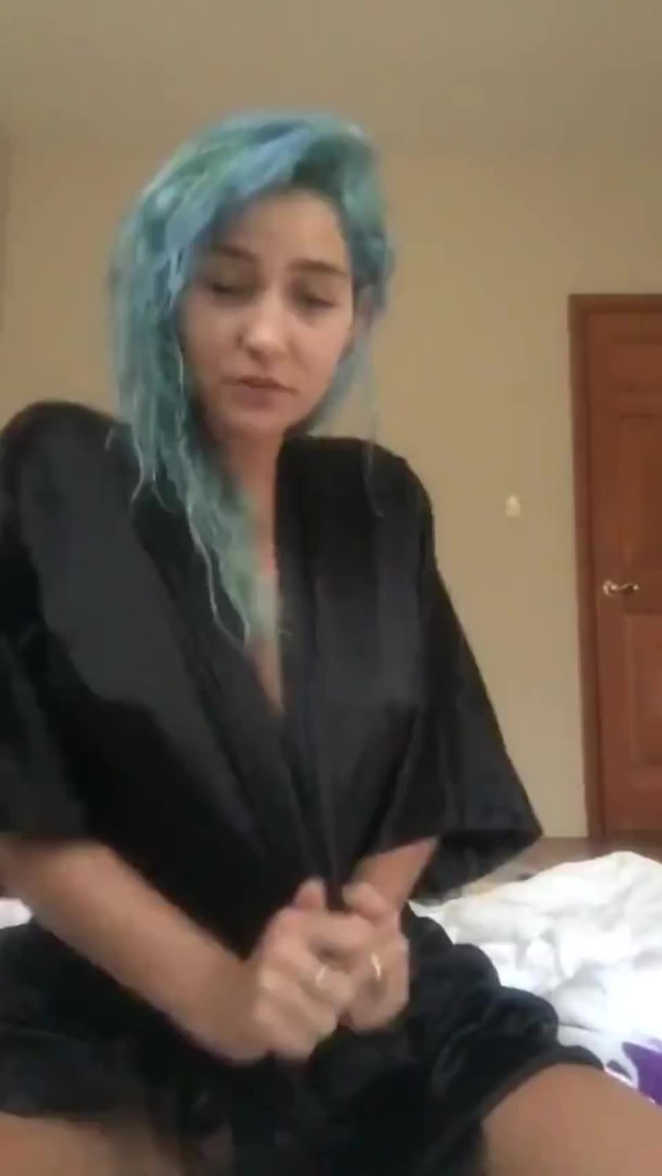 Blue Haired Petite Reveals Her Boobs : video clip
