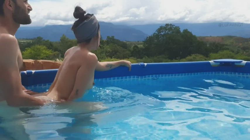 Delicious White Ass Outdoor Amateur Sex In Pool : video clip