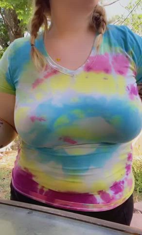 Got my MILF bod on public display this morning ☀️ : video clip