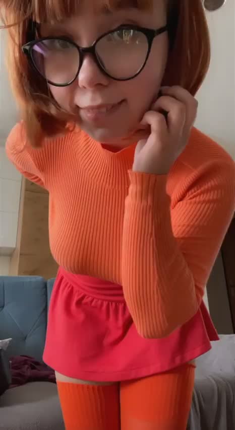 Velma [Scooby-Doo] (MiniLoona) : video clip