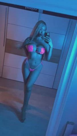 Love this bikini : video clip
