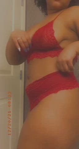 I love my ass moving in red. : video clip