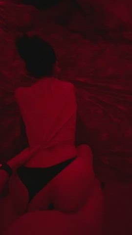 Just remember.Whenever I turn on the red lights I want you to come and fuck me from behind : video clip