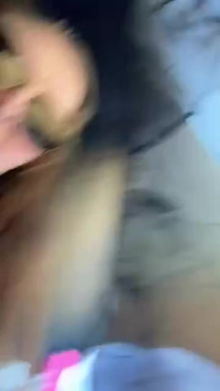 First ever beach fuck! : video clip