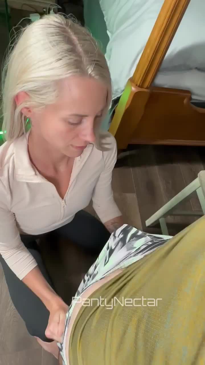 I couldn’t resist this dick : video clip