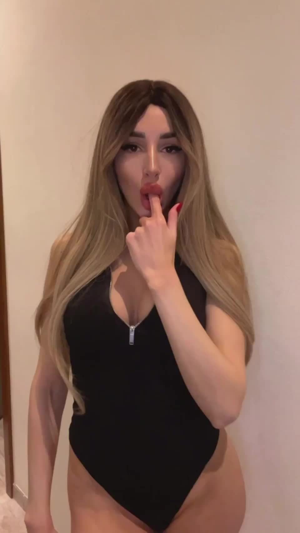 Looking for a sugar daddy to enhance the fcuk out of me : video clip