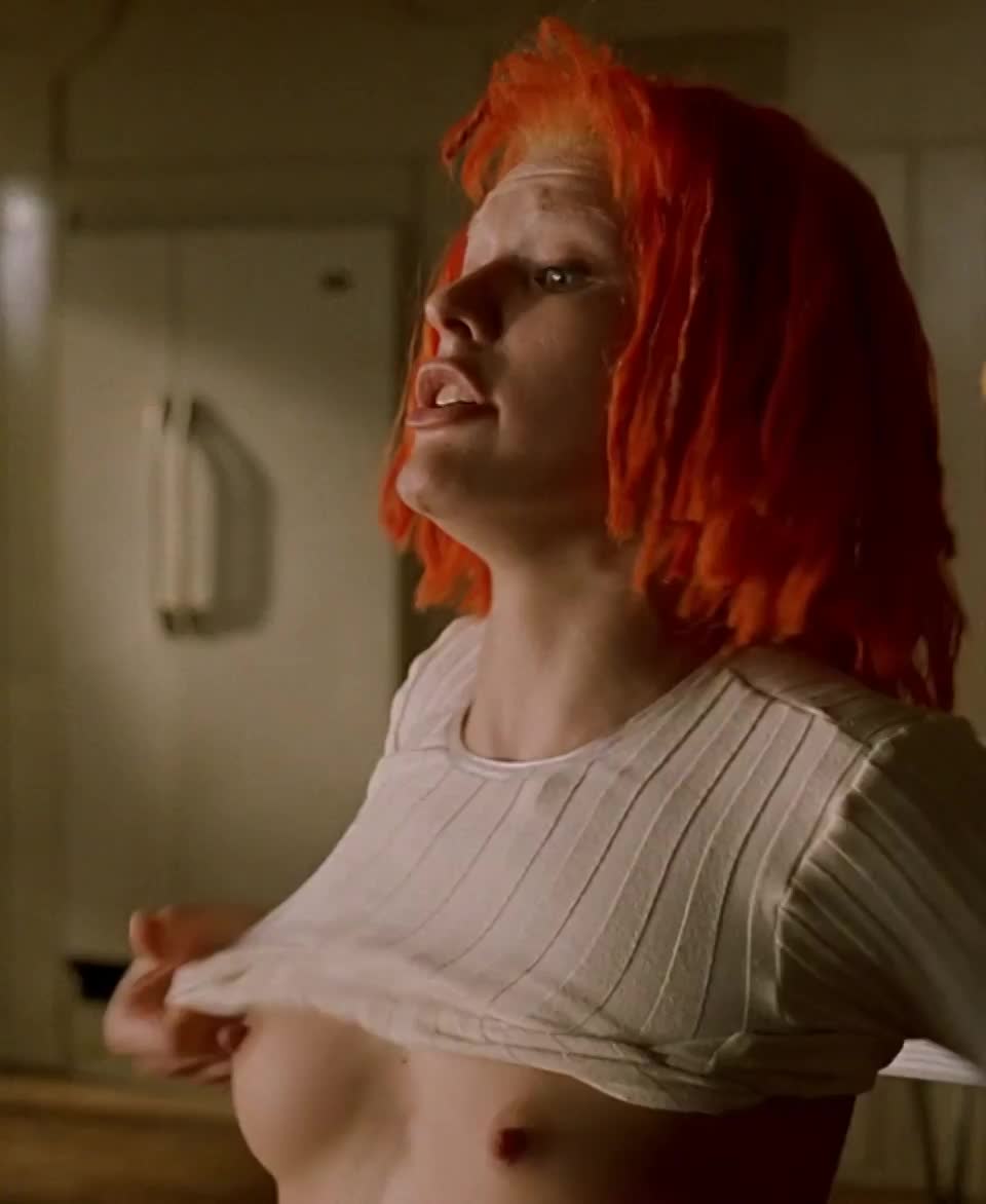 Milla Jovovich - The Fifth Element (1997) : video clip