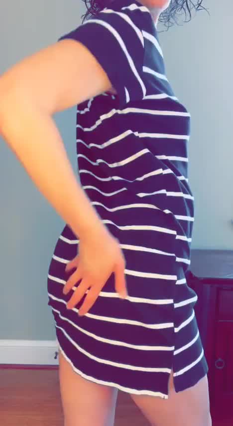 Is my ass juicy enough for you? : video clip
