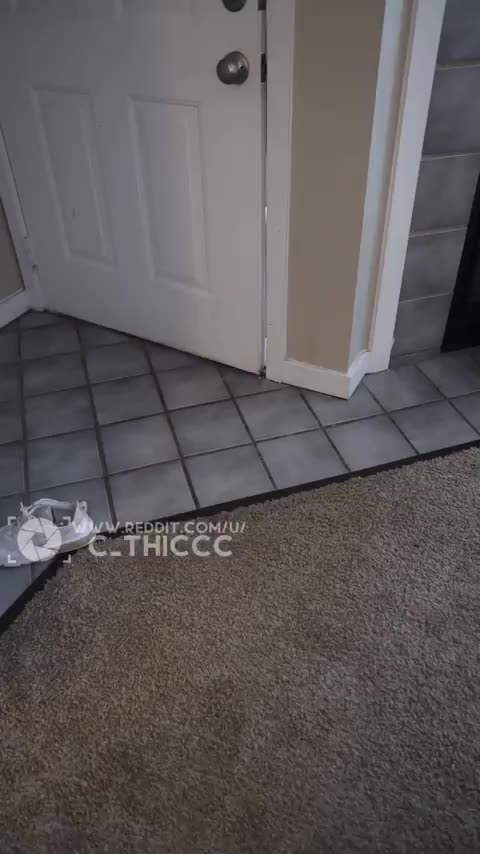 I came home with cum in me already and he couldn’t help but add to it 👀[OC] : video clip