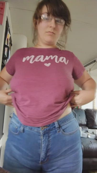 Mom boobs for your Monday! : video clip