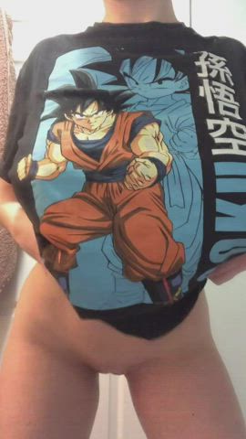 Sorry, Goku... gotta give the titties some spotlight. : video clip