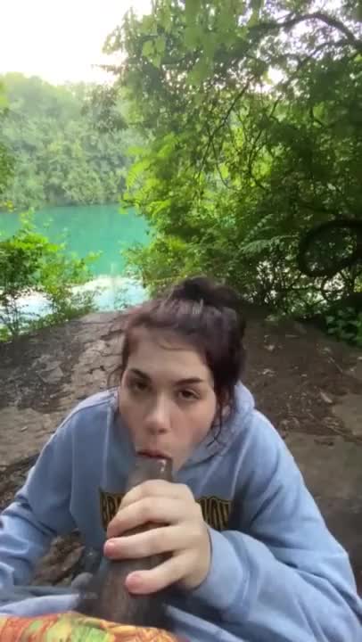 Cocksucking in paradise : video clip