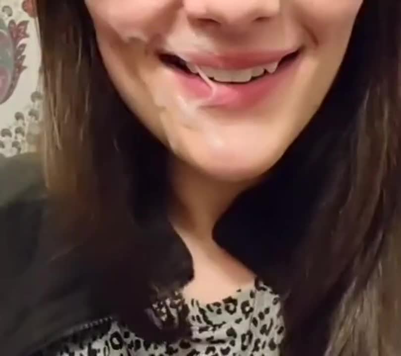 Find yourself a girl who loves cum 😛 : video clip