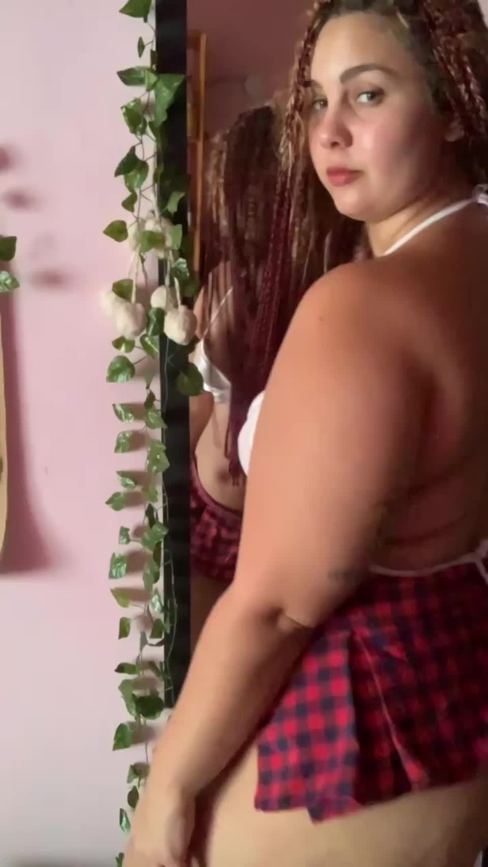 Believe it or not but I have never been creampied... who will be the first.. : video clip