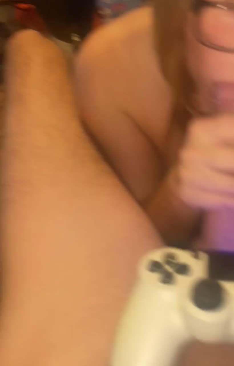 I don’t play games. But I do suck cock : video clip