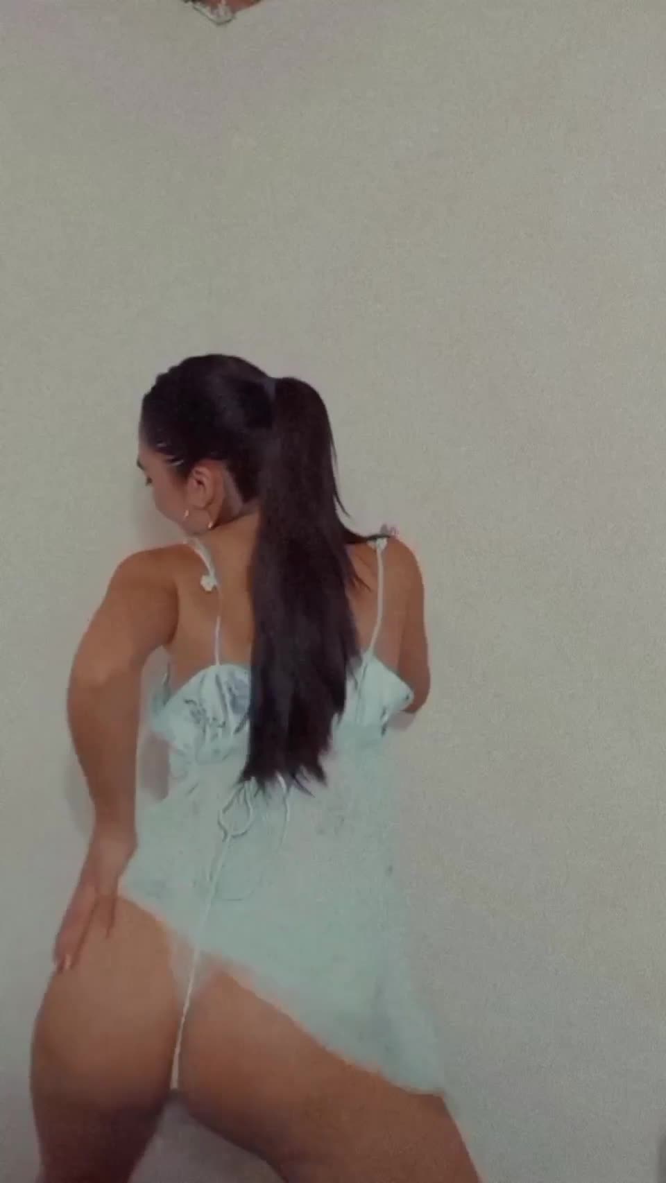 (F)18 Come back to this ass whenever you feel stressed : video clip