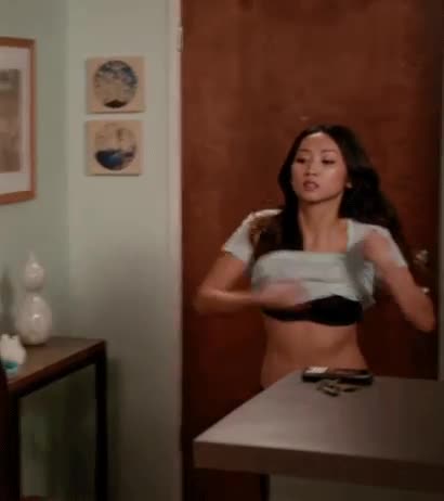 Brenda Song : video clip