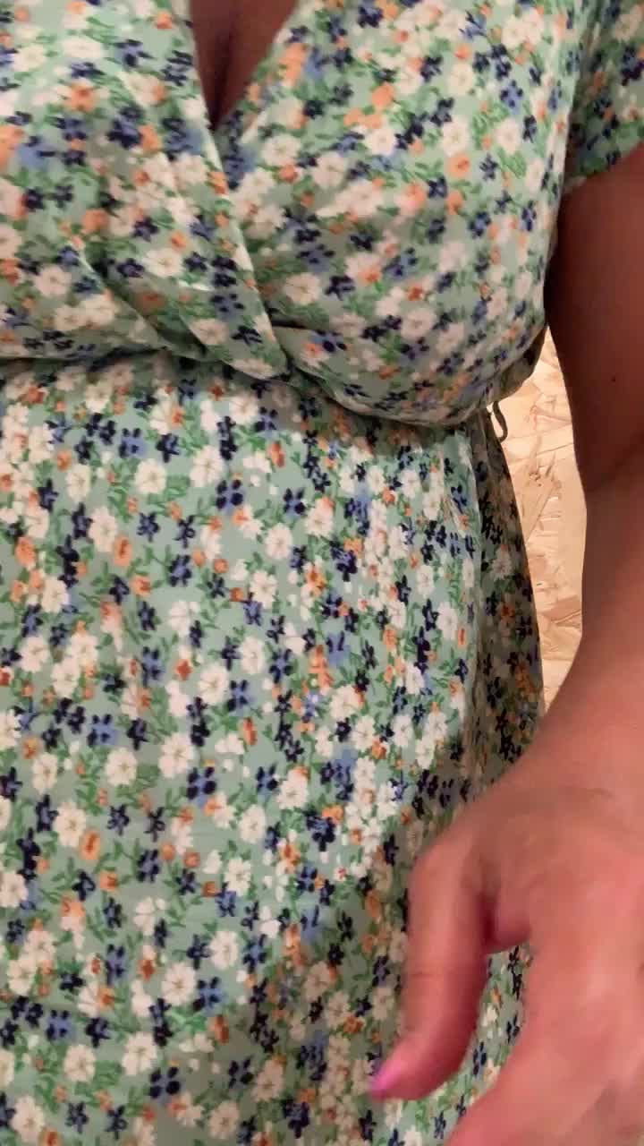 You want to do me right now at work? : video clip