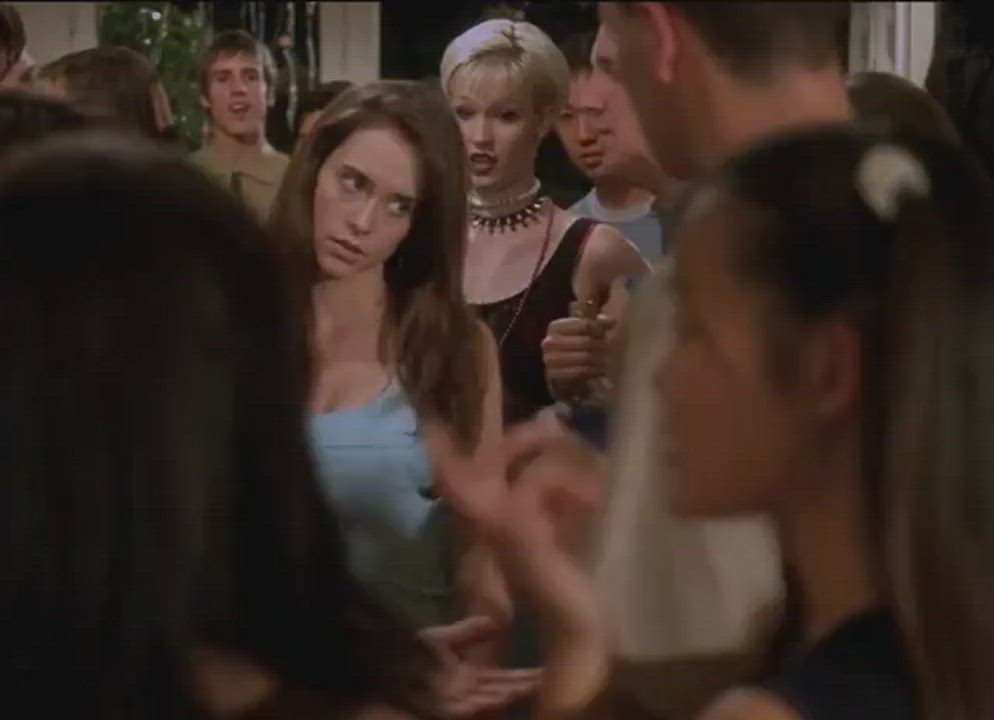 Jennifer Love Hewitt was the hottest 18 year old cum dumpster : video clip