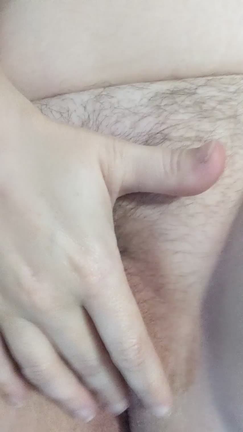 Trying to tease and edge all day, while also getting housework done. I've cum too much recently, I need to be a good girl today 😌 : video clip