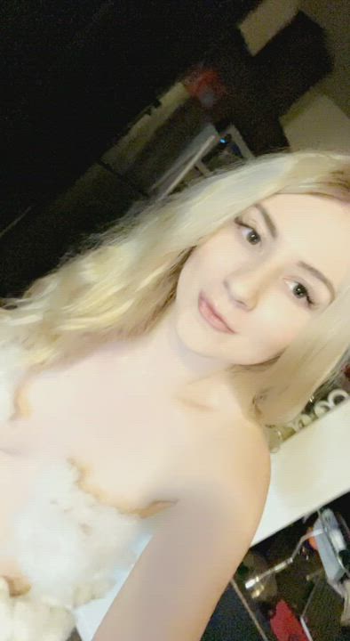 Be honest would you masturbate to my nudes if I ever sent you some? : video clip