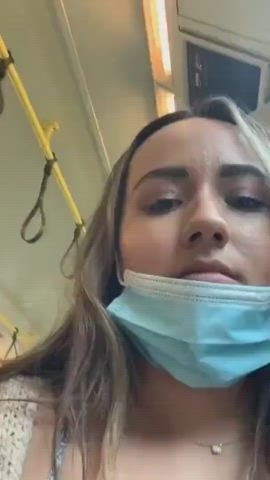 Masturbating on a train : video clip