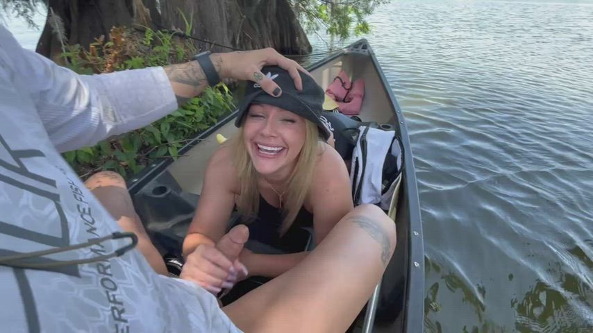 Blowjob on the bayou : video clip