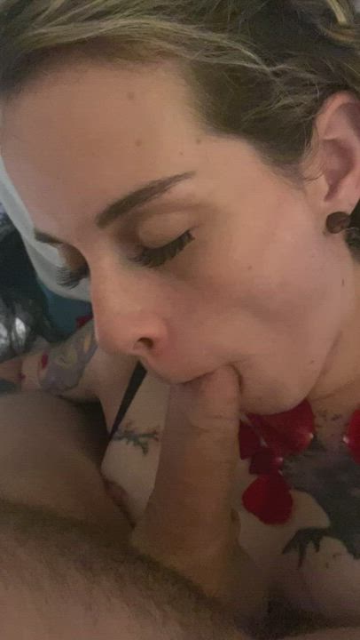 Is it even a blowjob if you don’t cum down my throat : video clip
