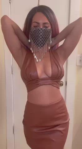 Do u like my Arabic tits? : video clip
