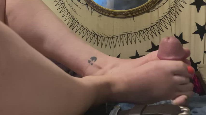 Feet GIF by applecidervids : video clip