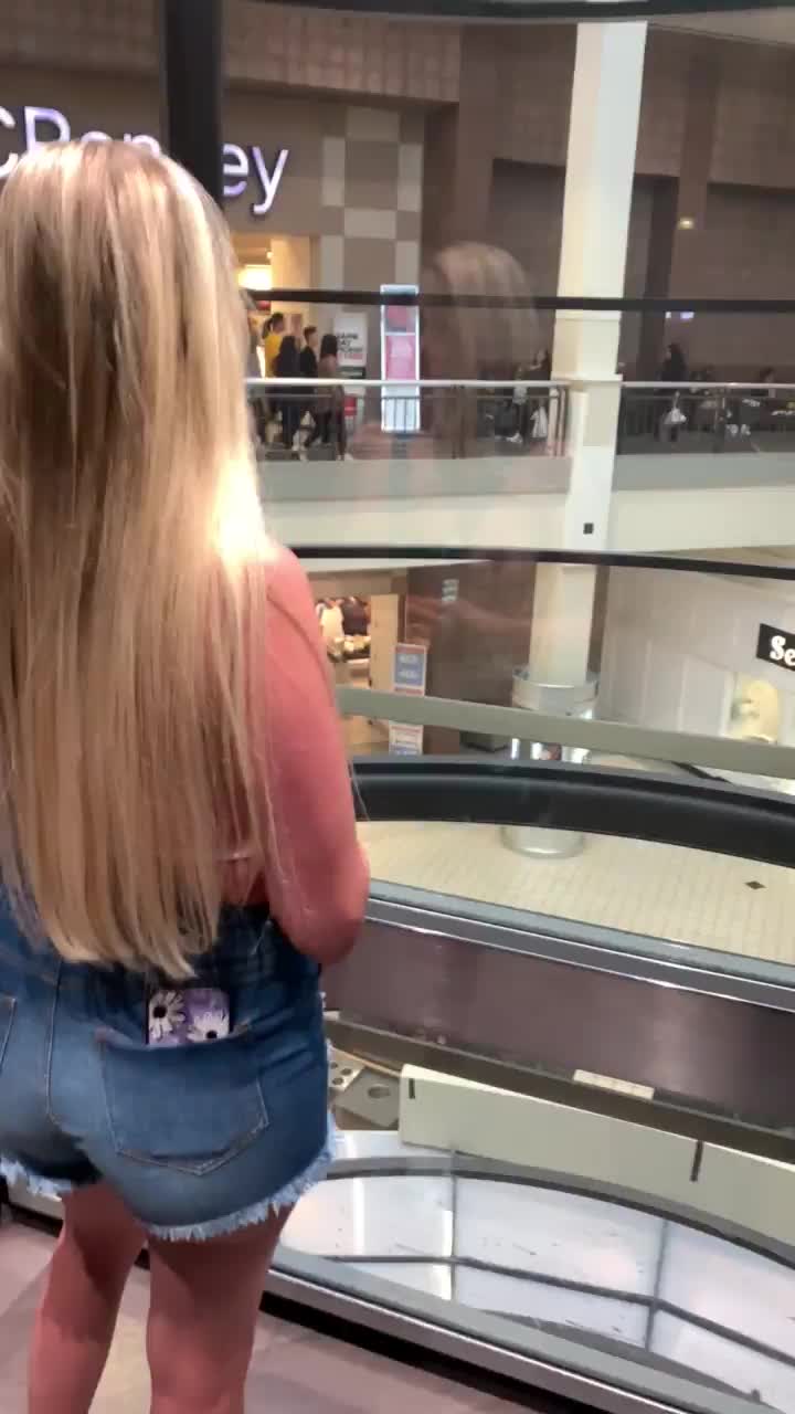Getting fucked in a glass elevator is next on my list! [GIF] : video clip