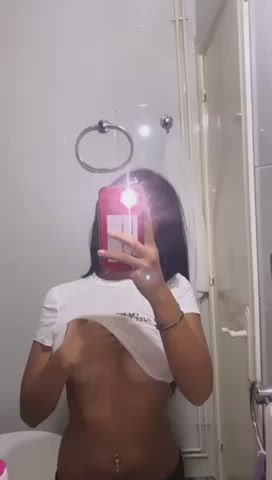 I just turned 18, do u like spanish boobs?🙄 : video clip