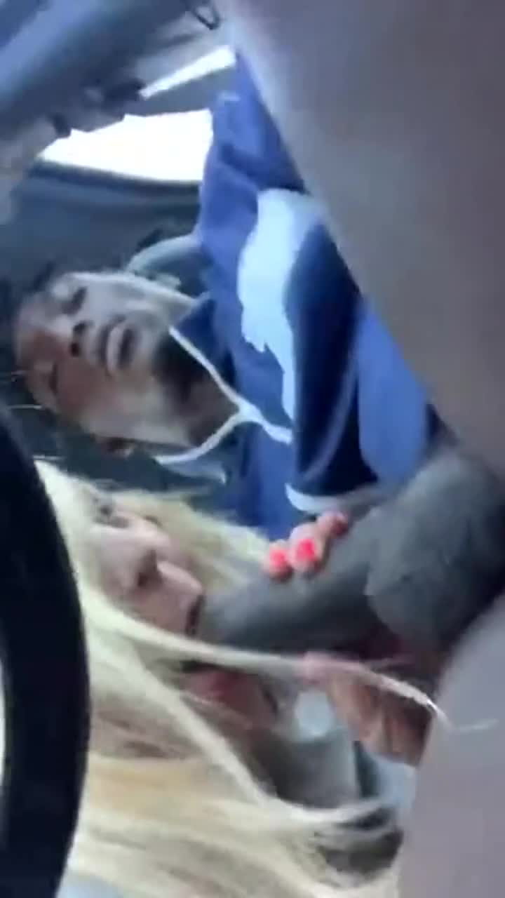 Hot blonde sucks off bbc in parking lot : video clip