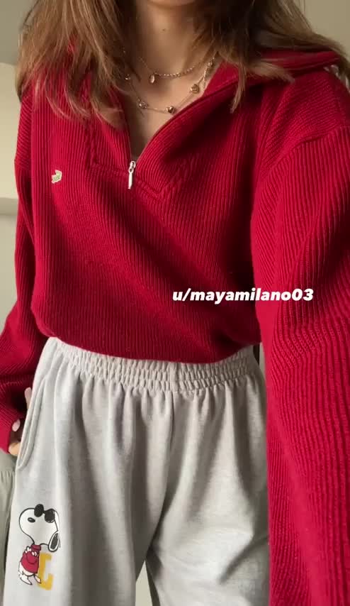 my dad just saw me in this pyjama and now u see me without it : video clip