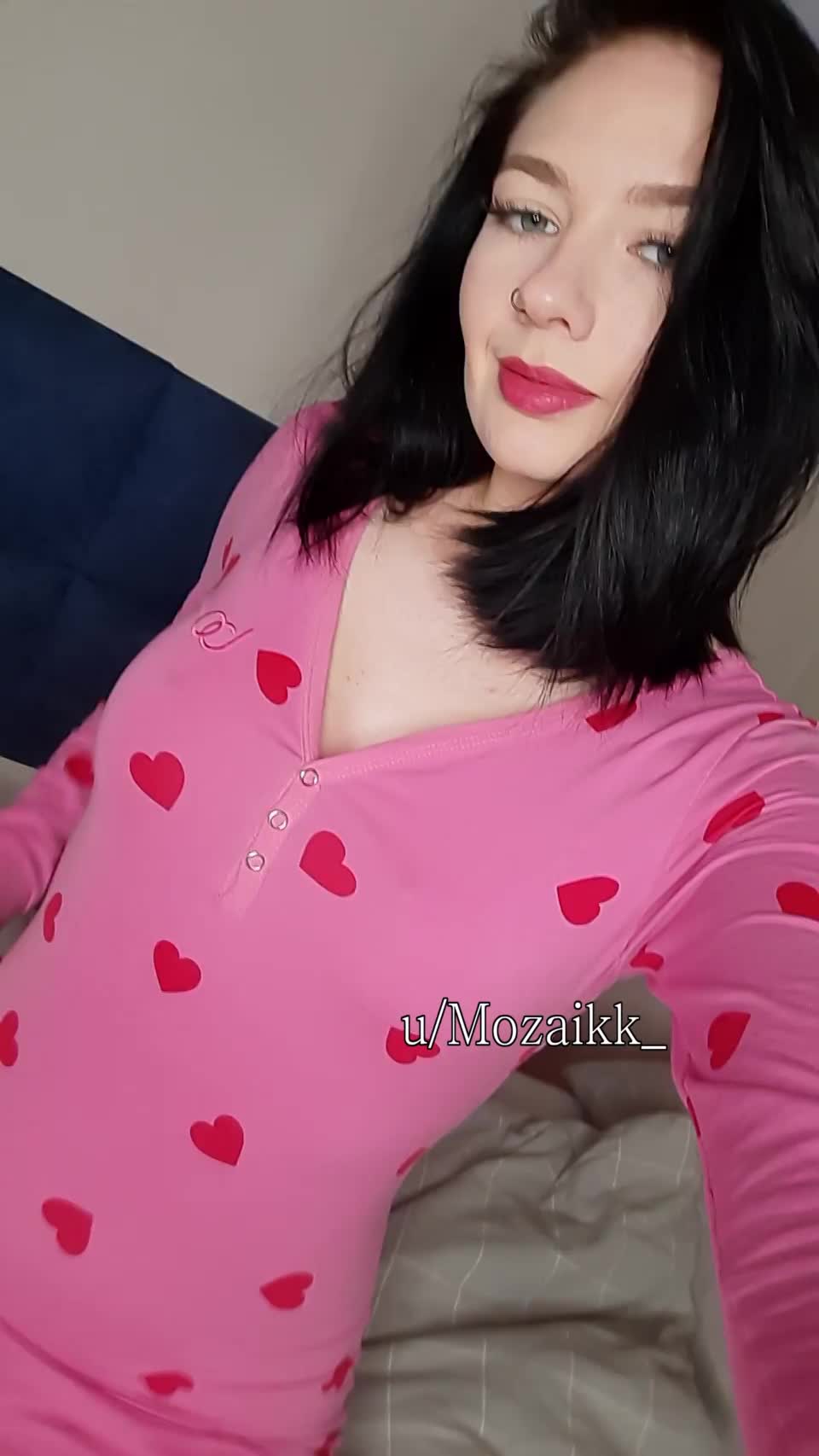 I want daddy to massage them : video clip
