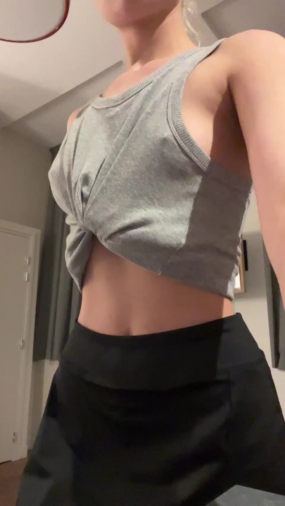 Daddy your dinner is served : video clip