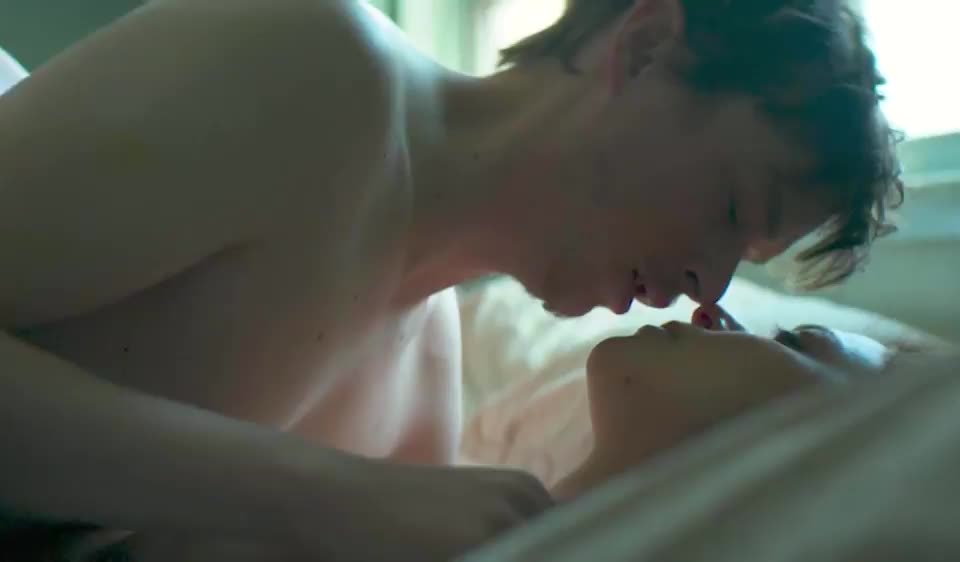 Tatiana Maslany (from 'She Hulk') : video clip