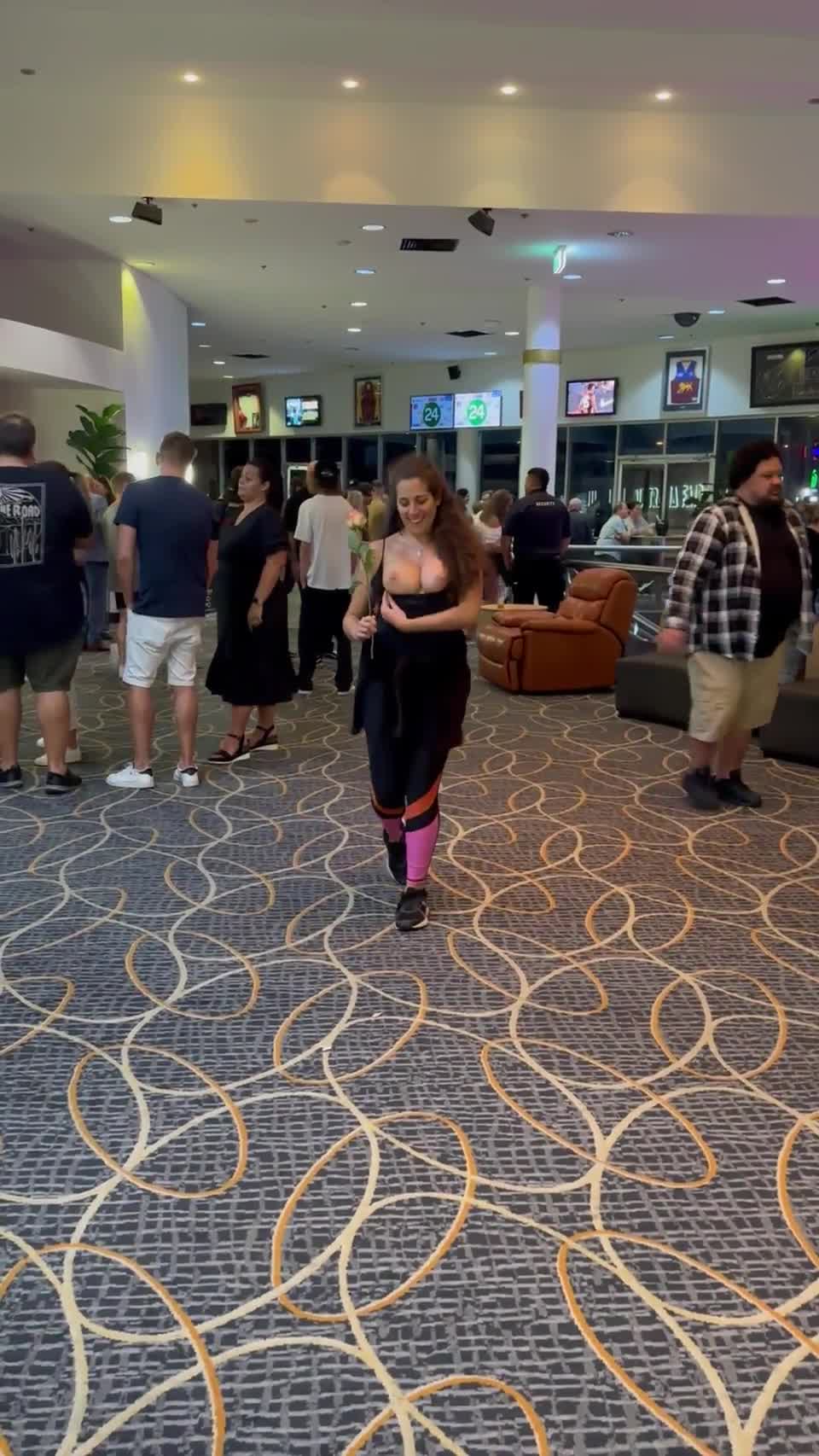 They just needed some air [GIF] : video clip