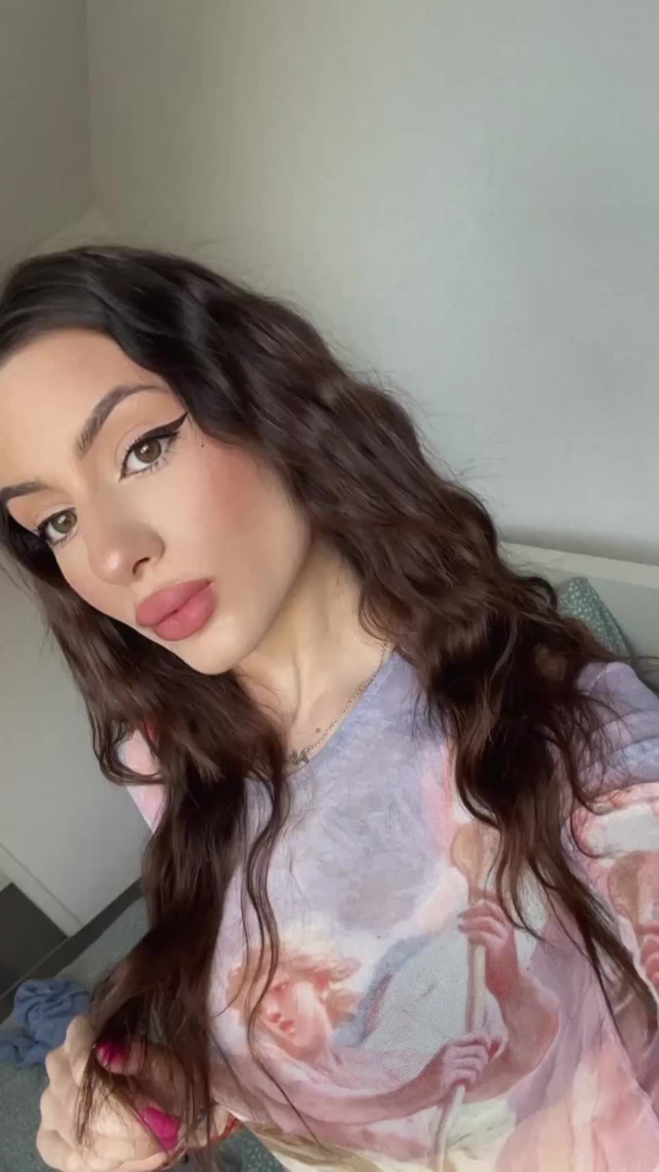 How many times a day would you go down on me? : video clip