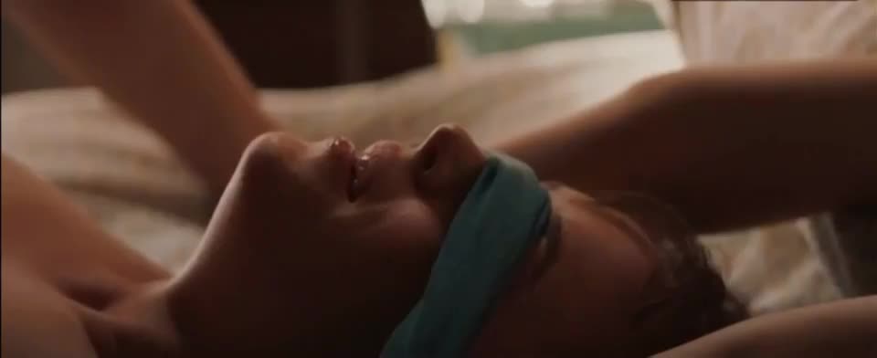 Dakota Johnson- “Flip” and thrust jiggles SLOMO : video clip