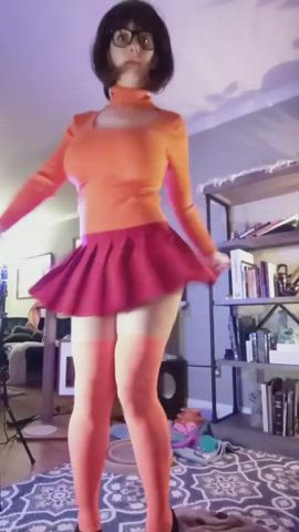 Velma Dinkley (Princess Berpl) [Scooby-Doo] : video clip