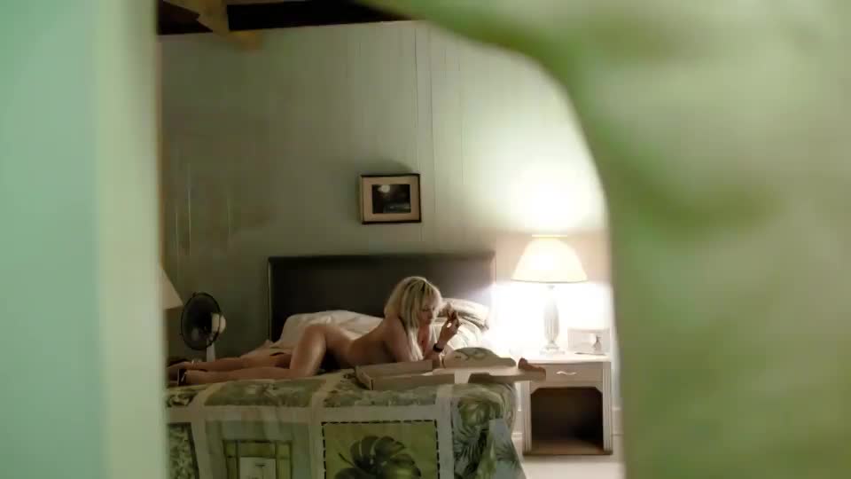 Andrea Riseborough (Oblivion, Mandy) fully nude in Bloodline : video clip
