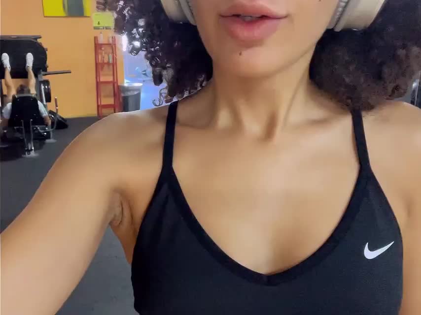 When I'm horny, its the perfect day to go to the gym [GIF] : video clip
