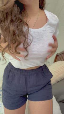 can i be your funsized, all-natural, big titty snack?(19f) : video clip